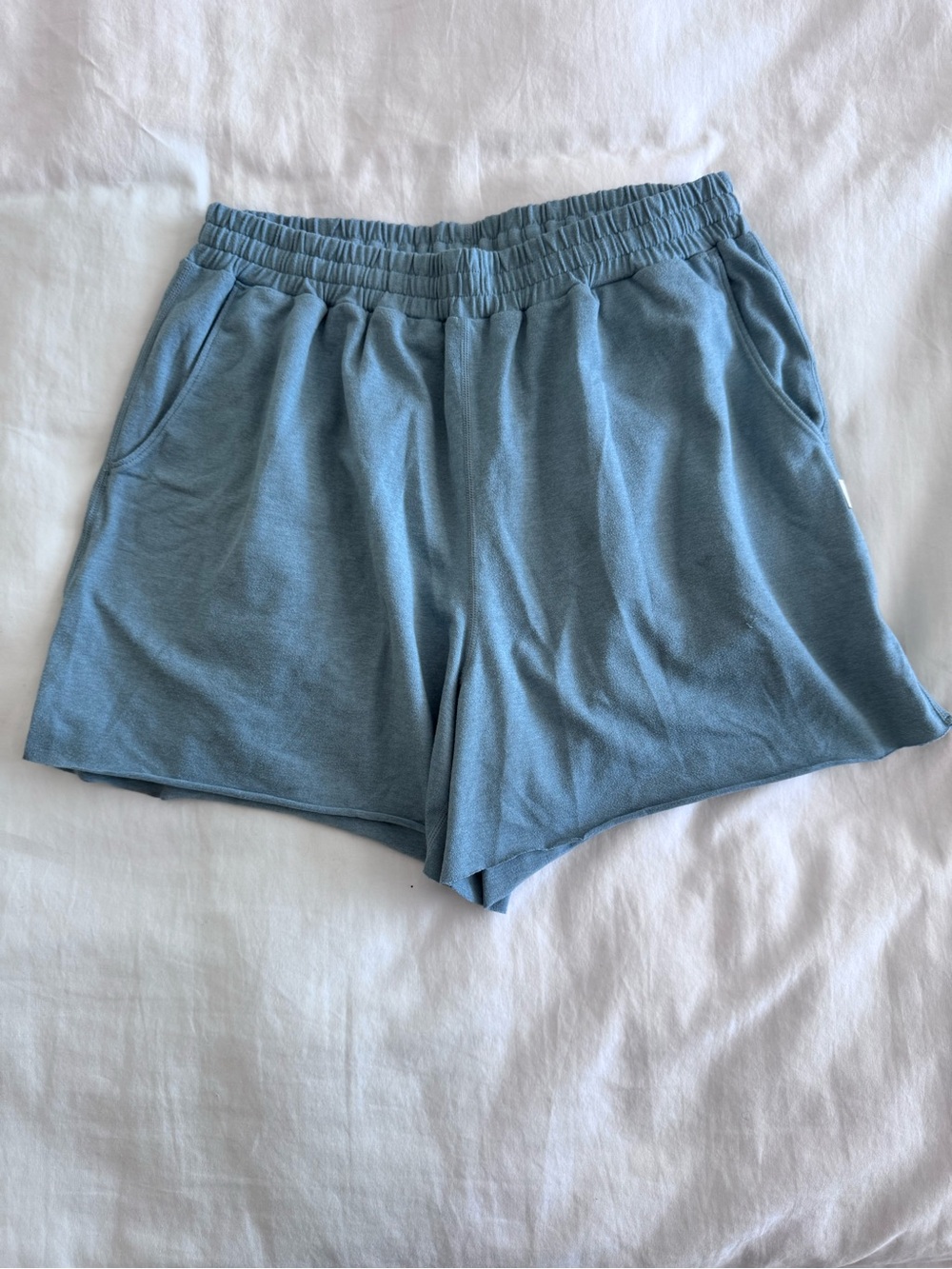 Vuori boyfriend Light Blue Relaxed Knit Athletic Shorts XS